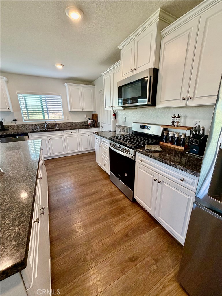 25371 Sedona