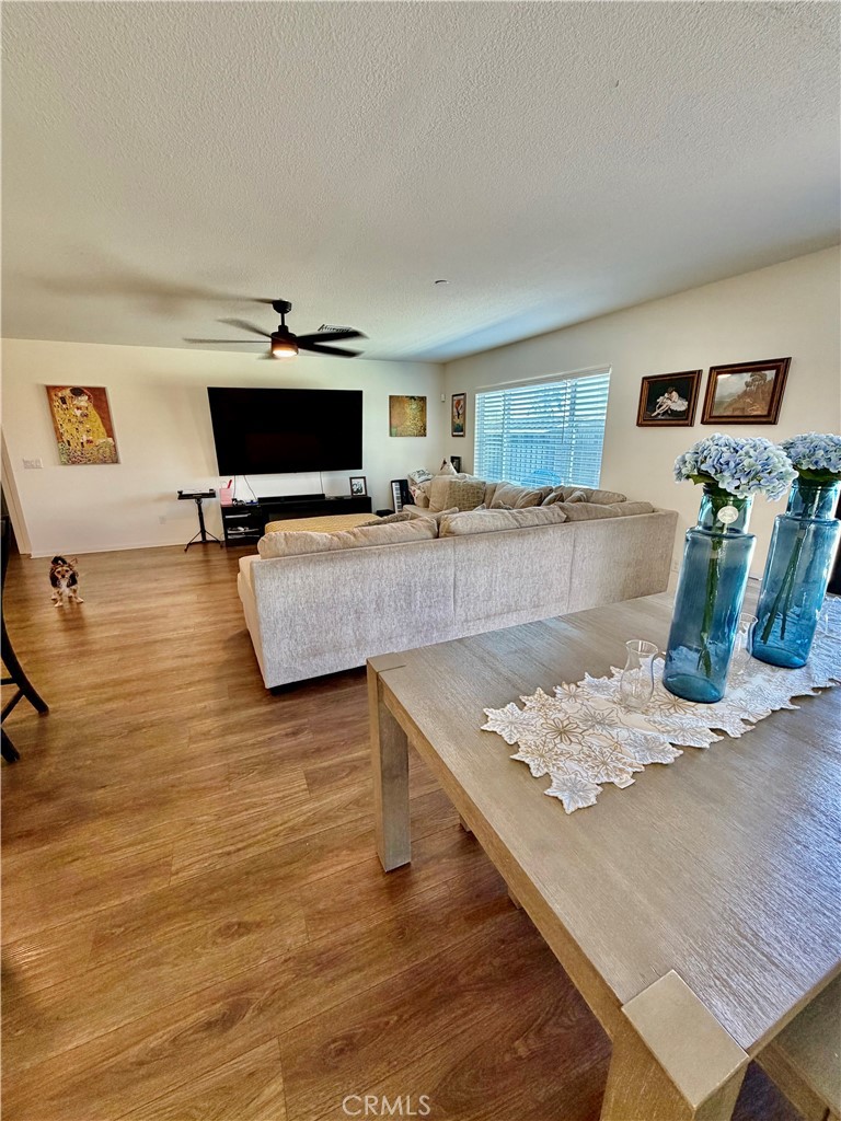 25371 Sedona