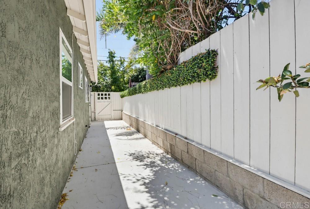 3466 WISTERIA DR
