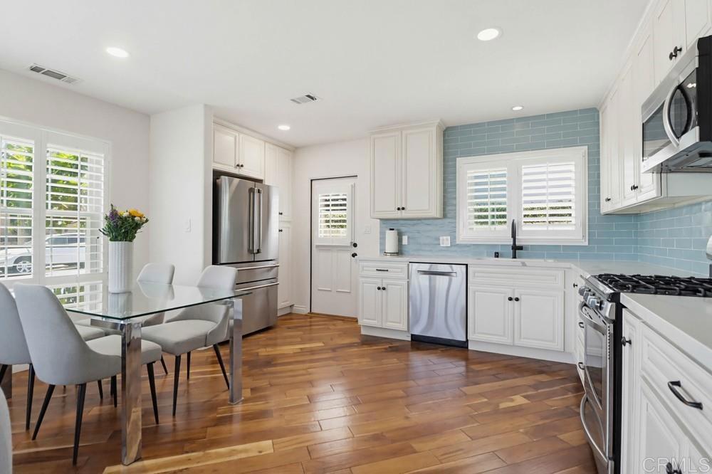 3466 WISTERIA DR