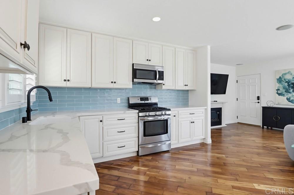 3466 WISTERIA DR