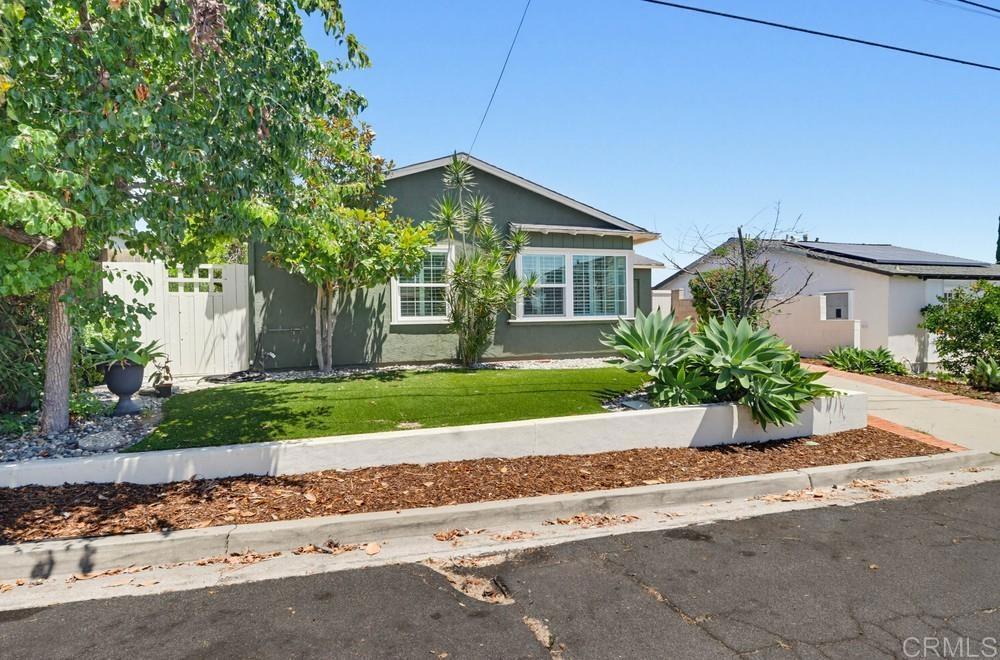 3466 WISTERIA DR