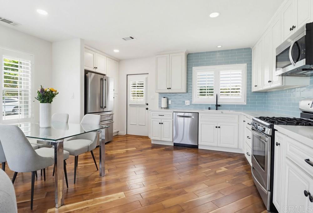 3466 WISTERIA DR