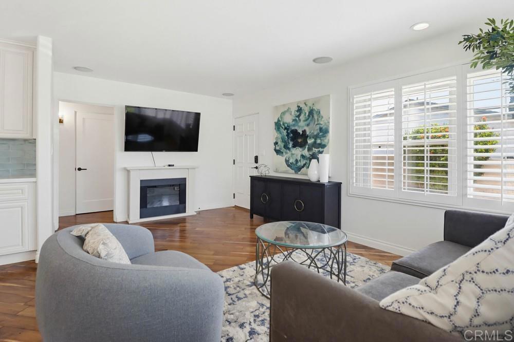 3466 WISTERIA DR