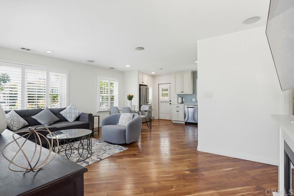 3466 WISTERIA DR