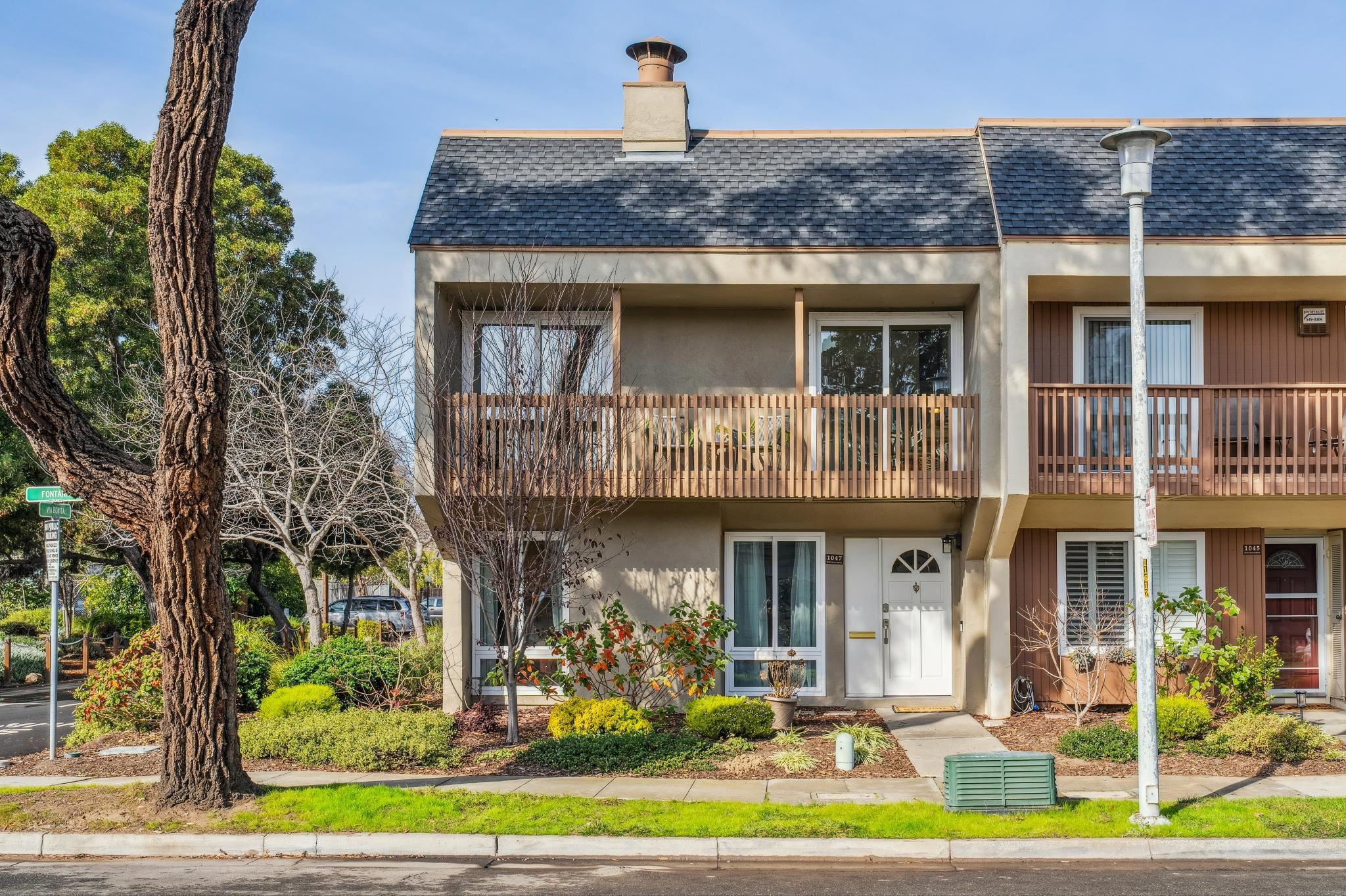 1047 Fontana Dr