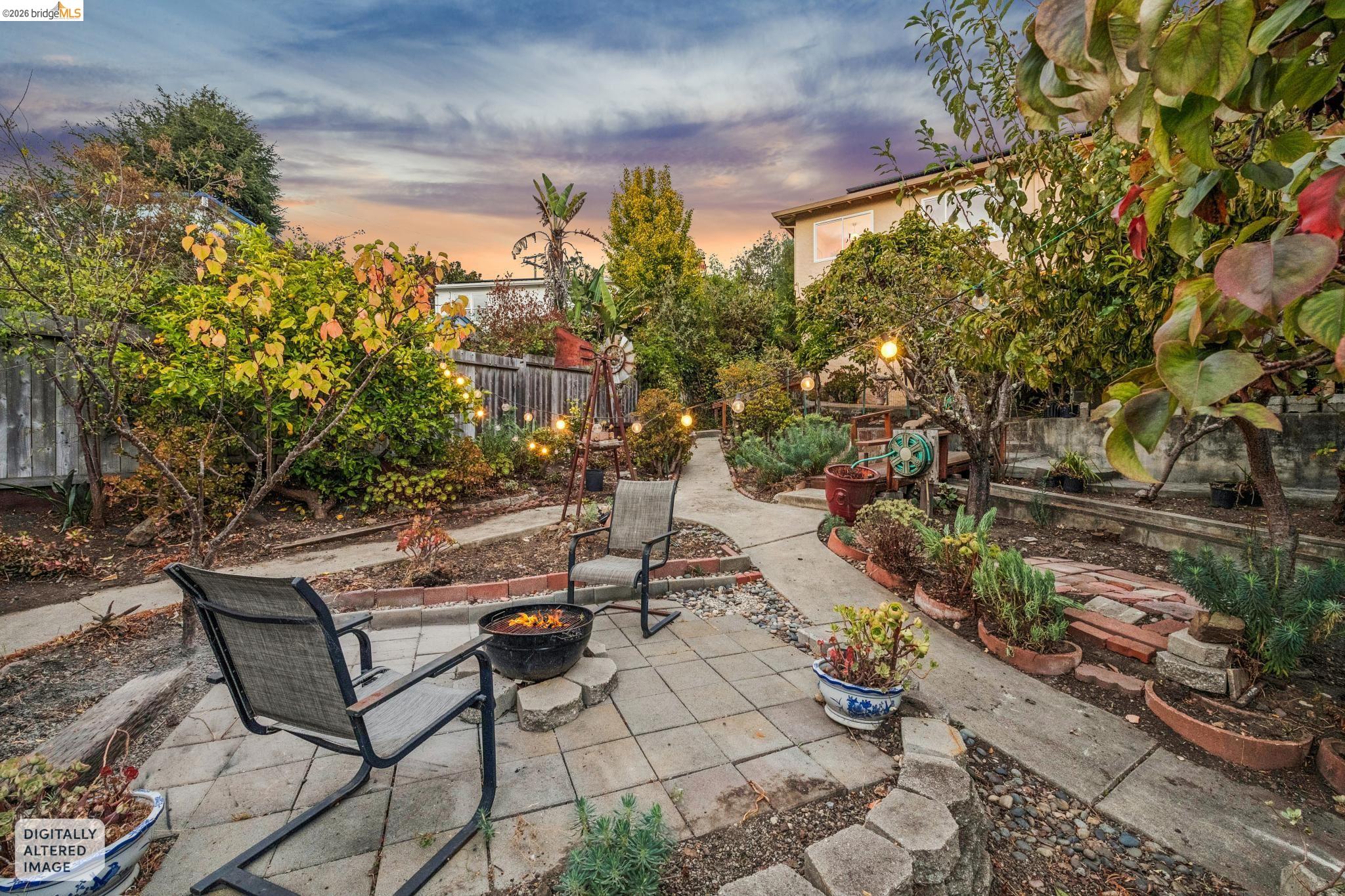 885 Shevlin Dr