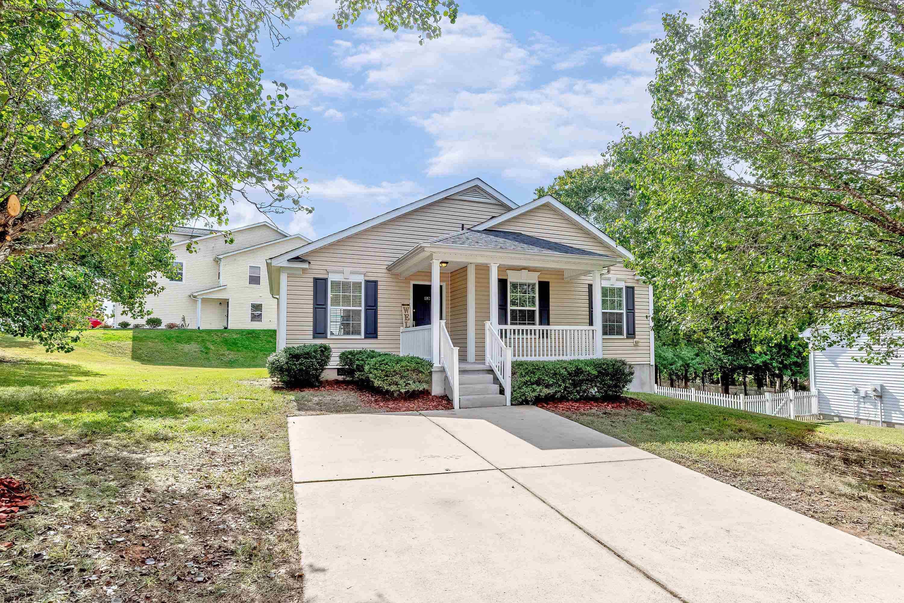 3514 Thornwood Drive