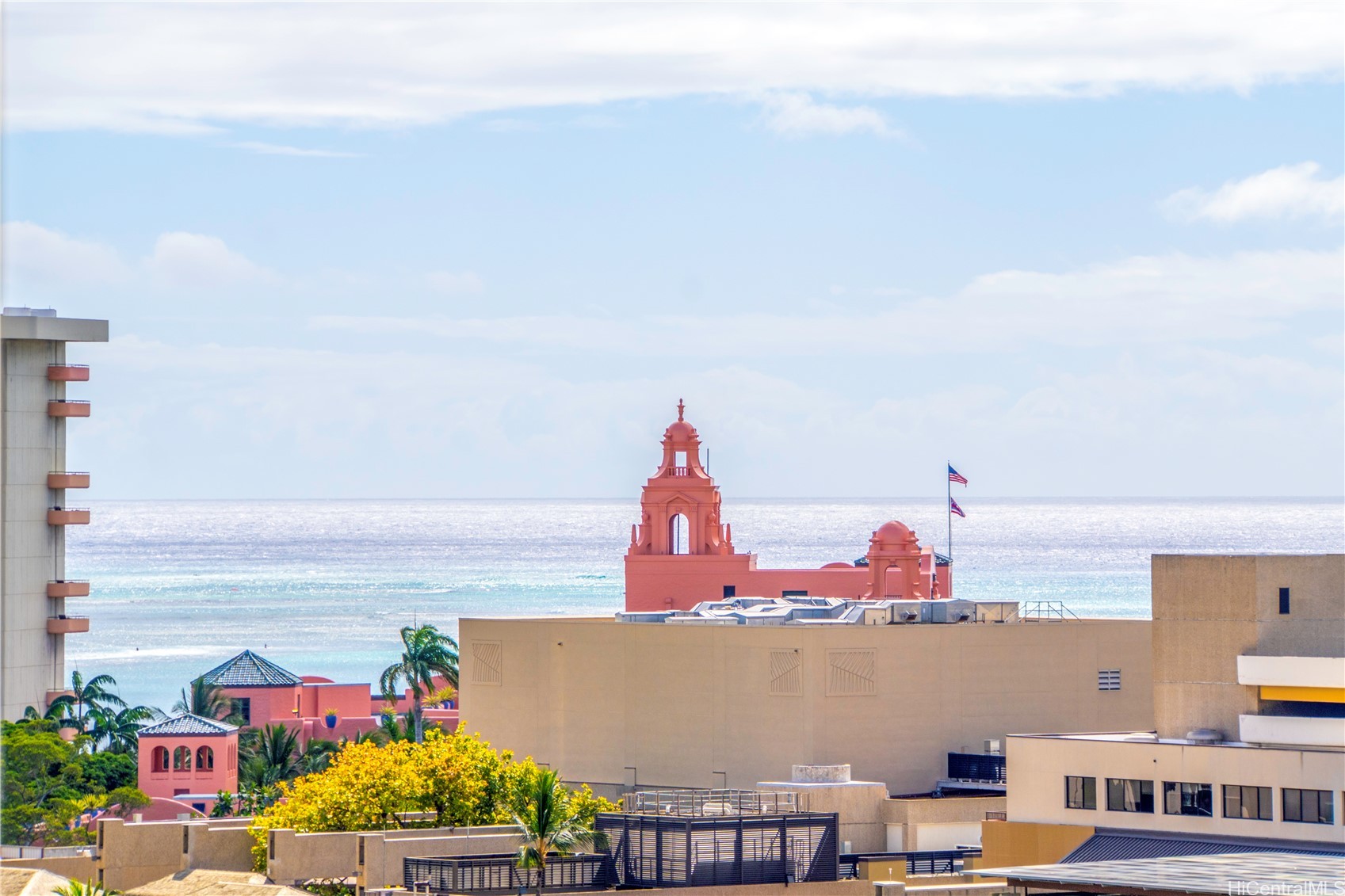 383 Kalaimoku Street E1405