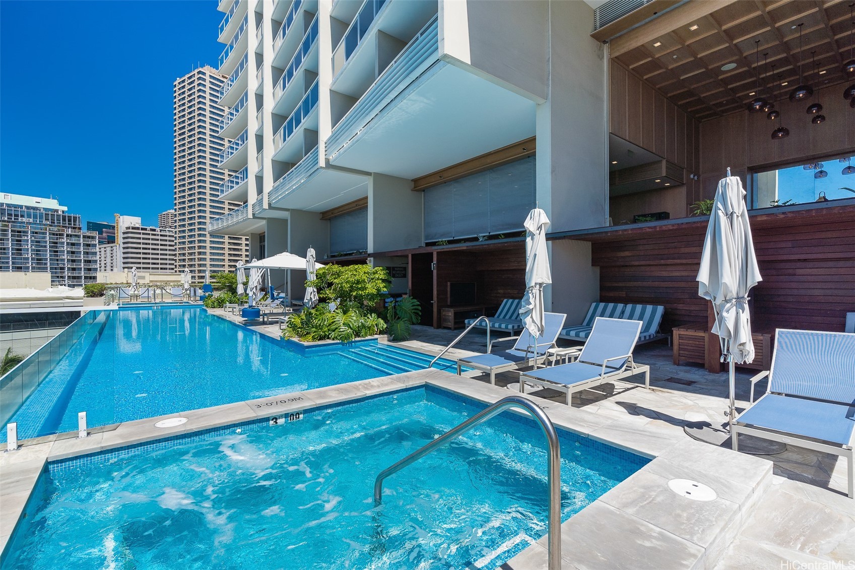 383 Kalaimoku Street E 1814