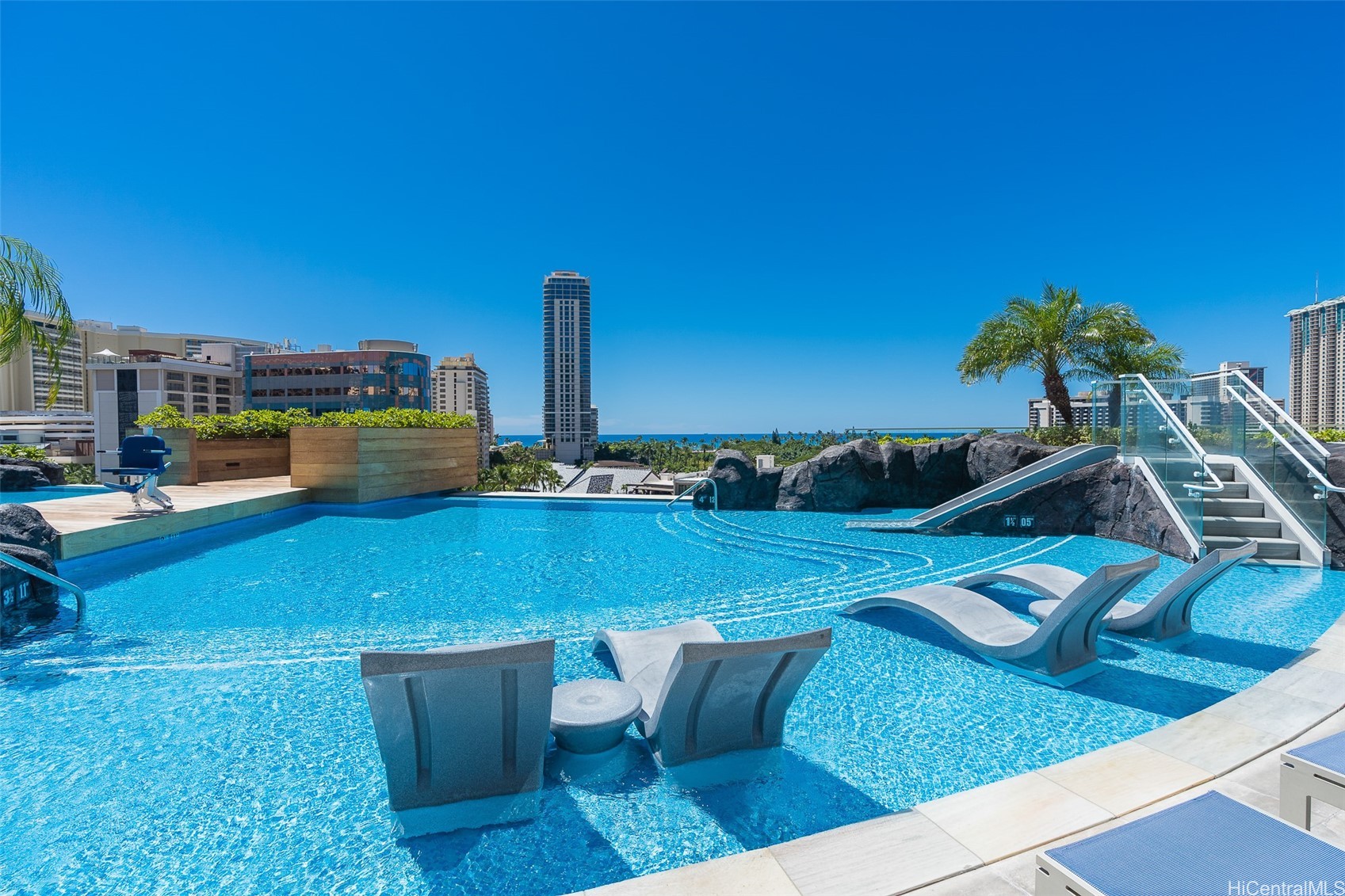 383 Kalaimoku Street E 1814