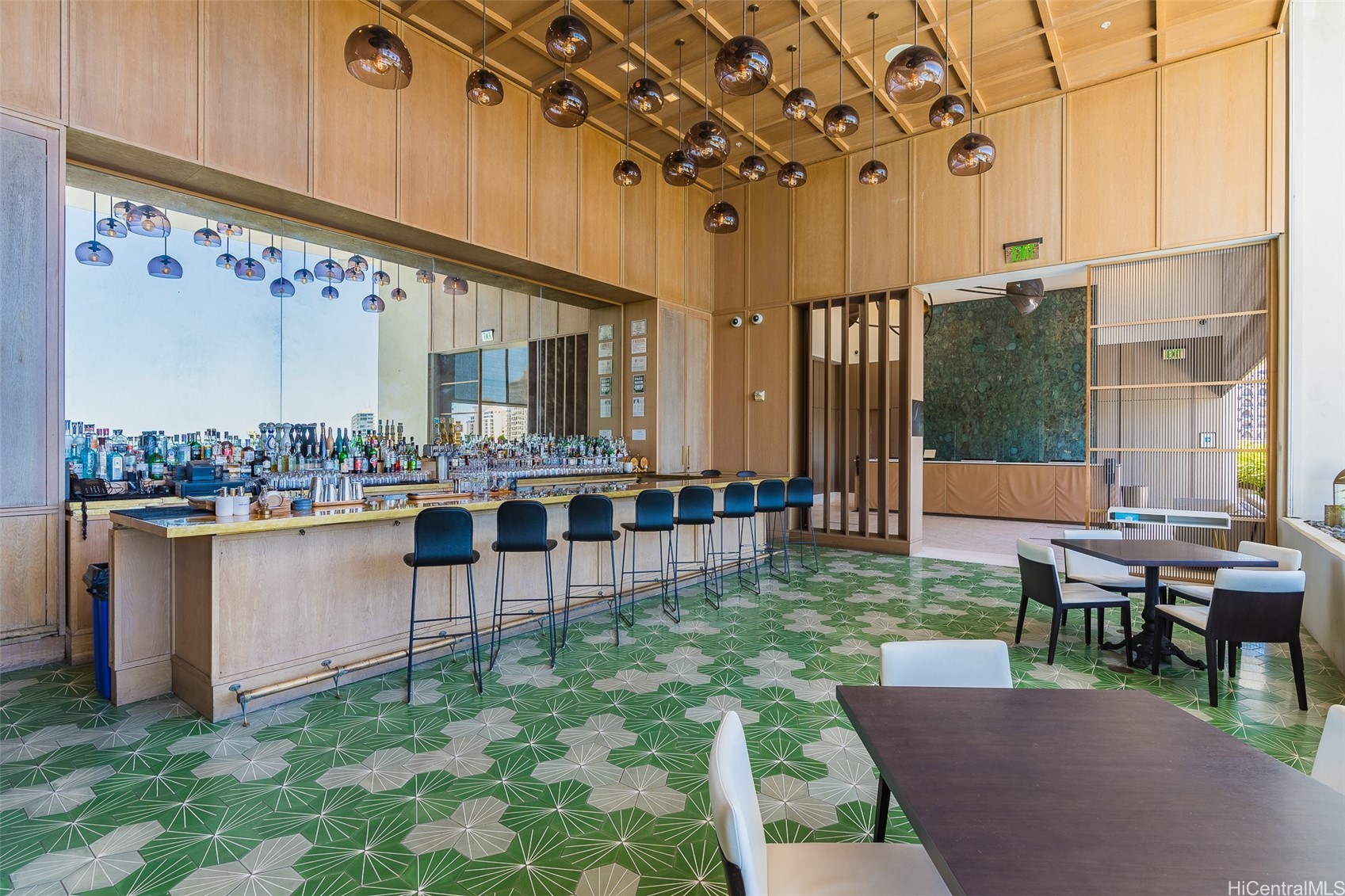 383 Kalaimoku Street E 1814