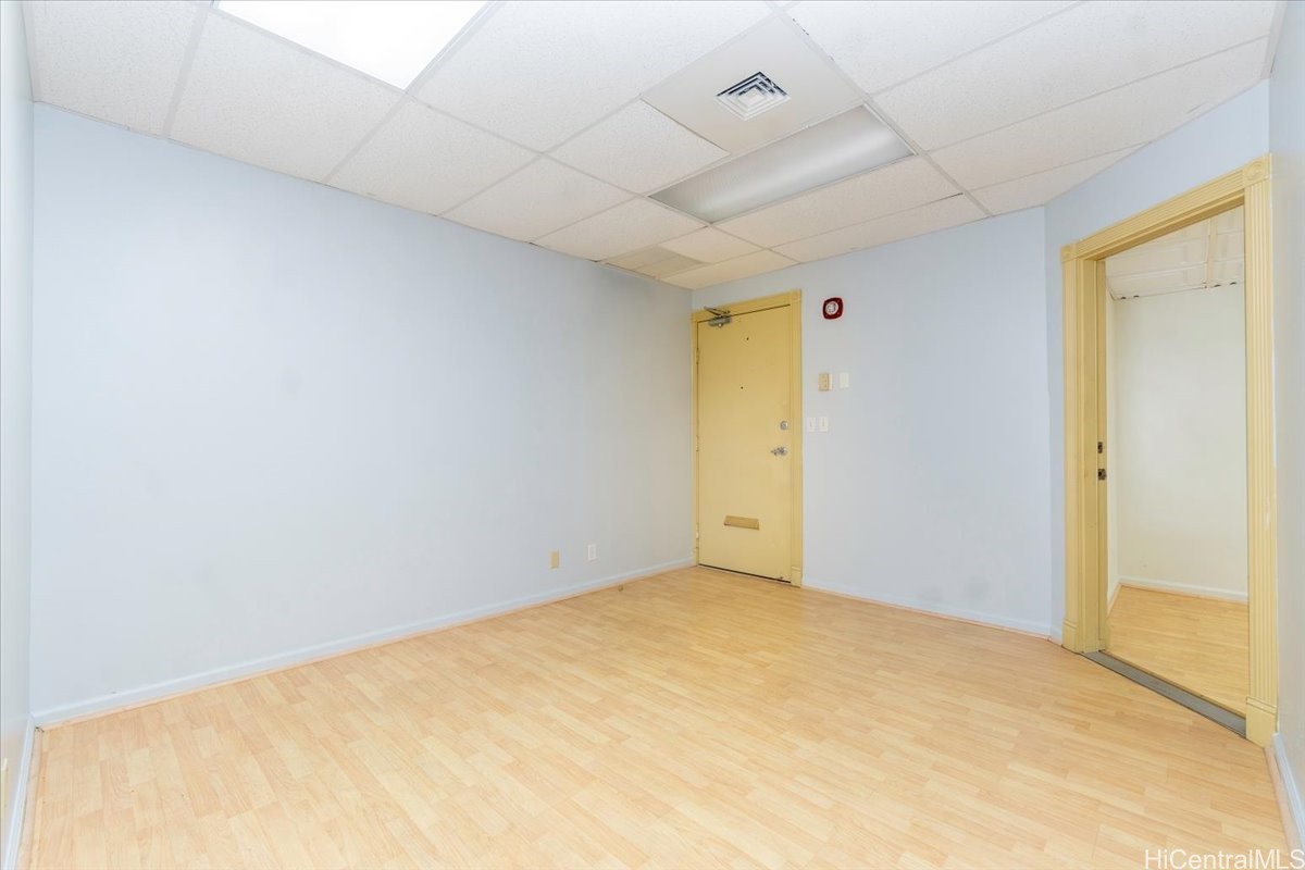 400 Hobron Lane 307