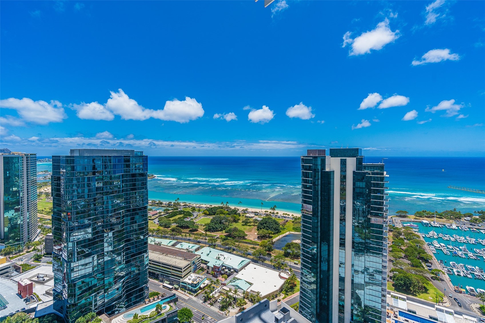 1001 Queen Street PH 3904