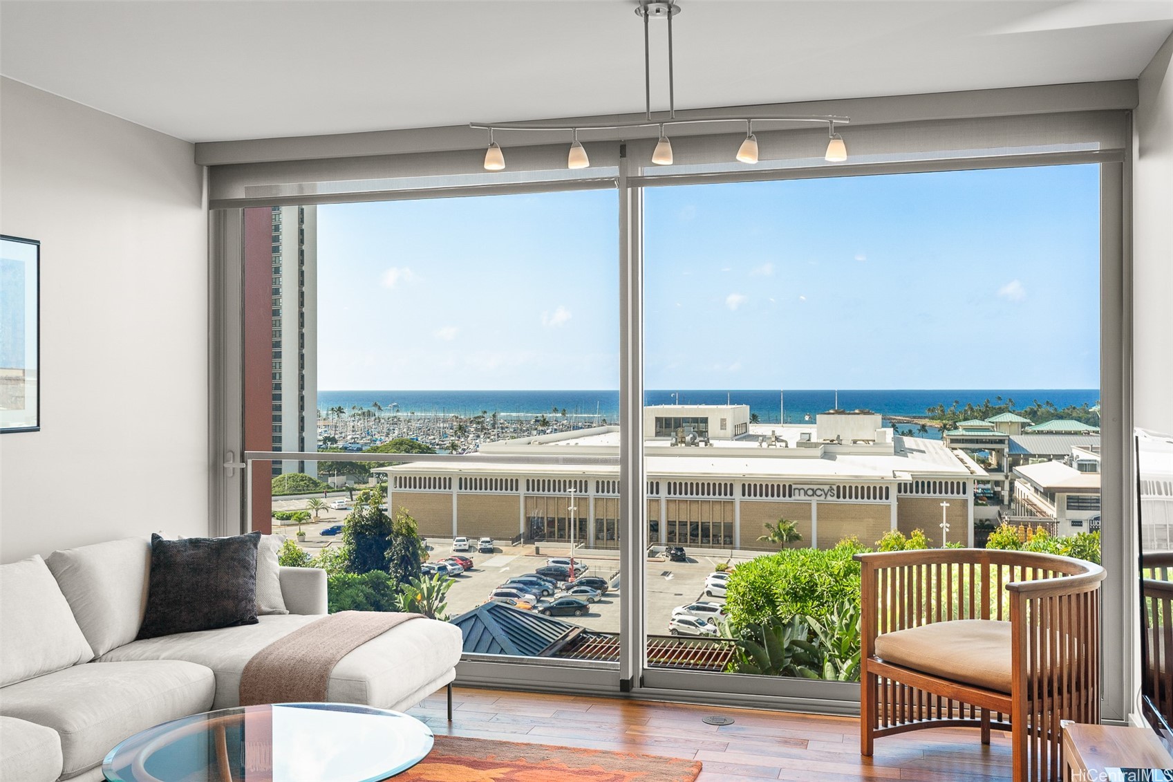 1555 Kapiolani Boulevard 906