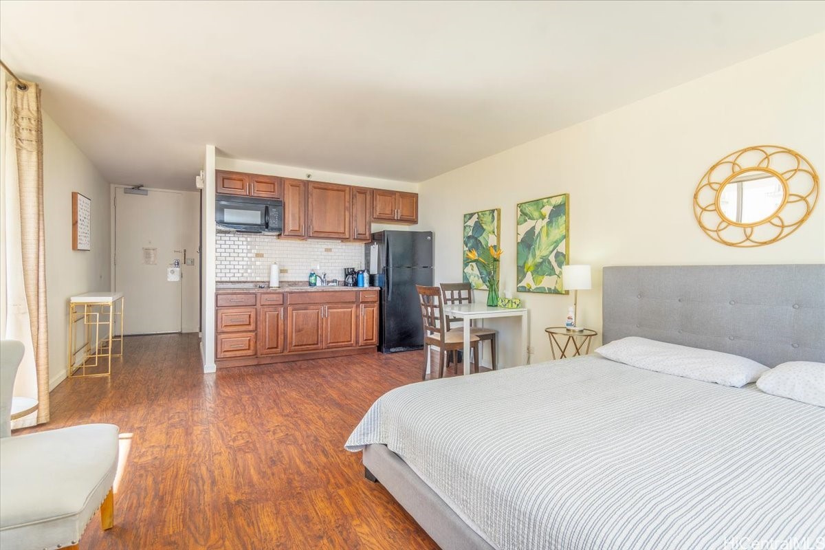 364 Seaside Avenue 911