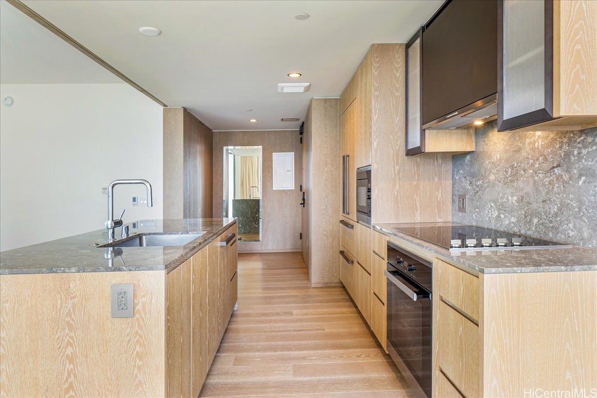 1000 Auahi Street 2510