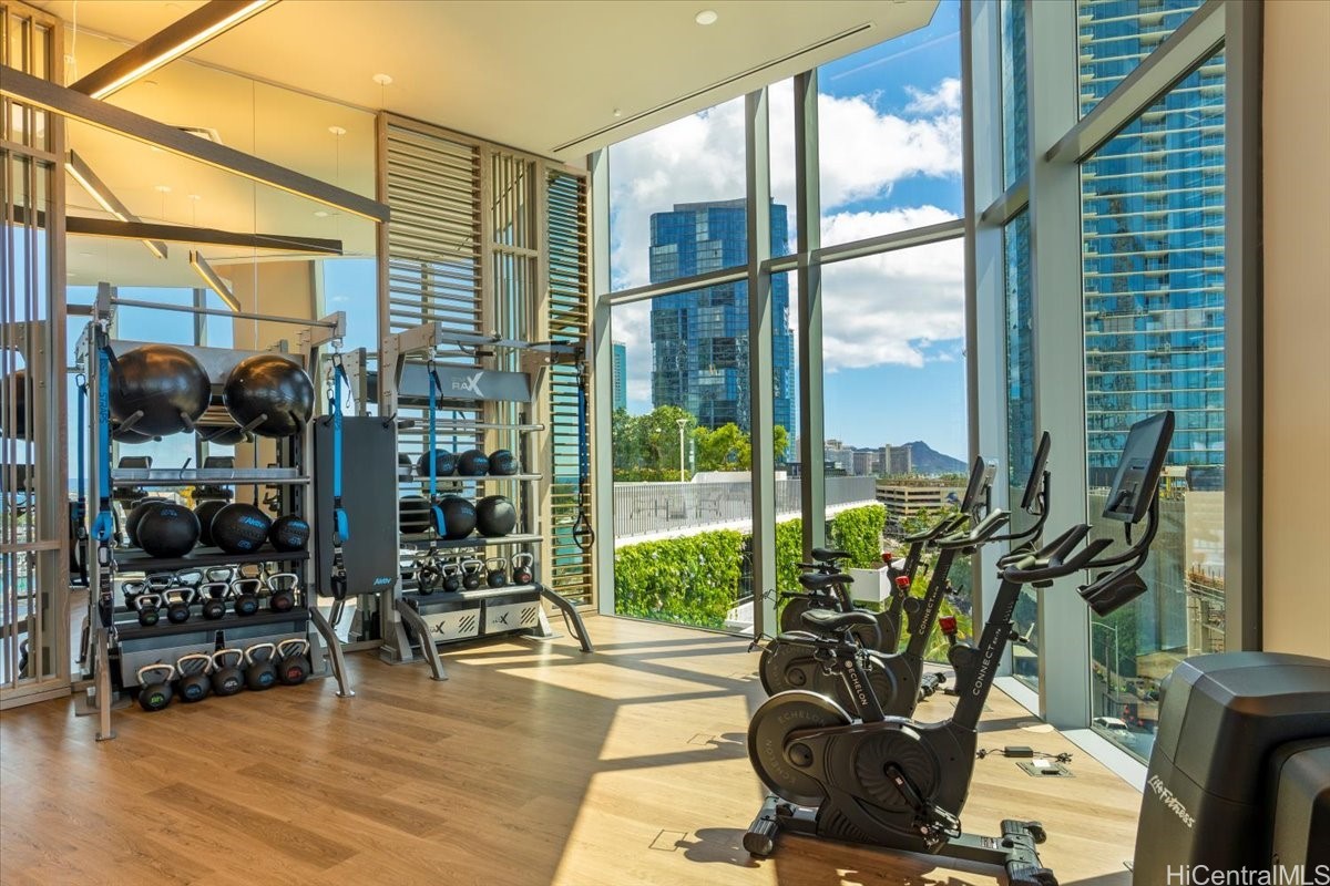 1000 Auahi Street 2510