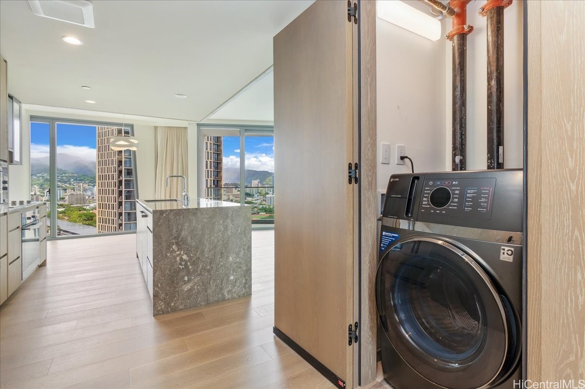 1000 Auahi Street 2510