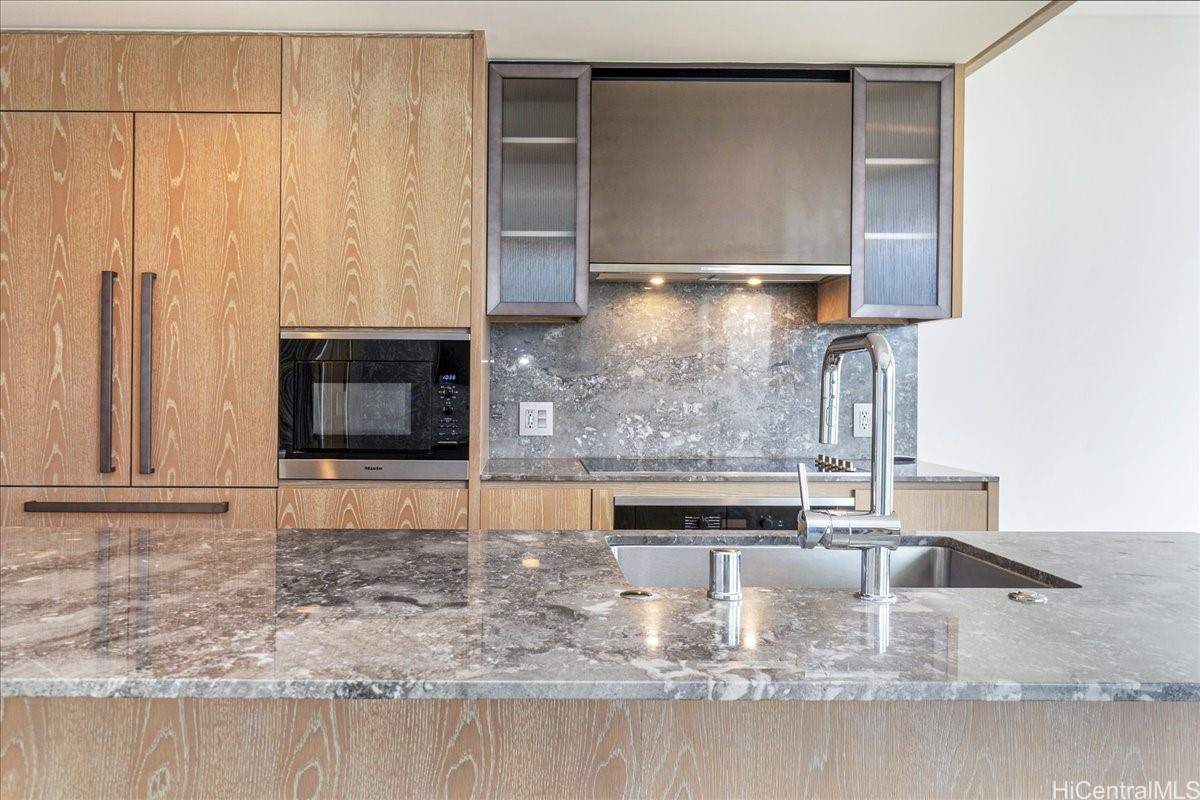 1000 Auahi Street 2510