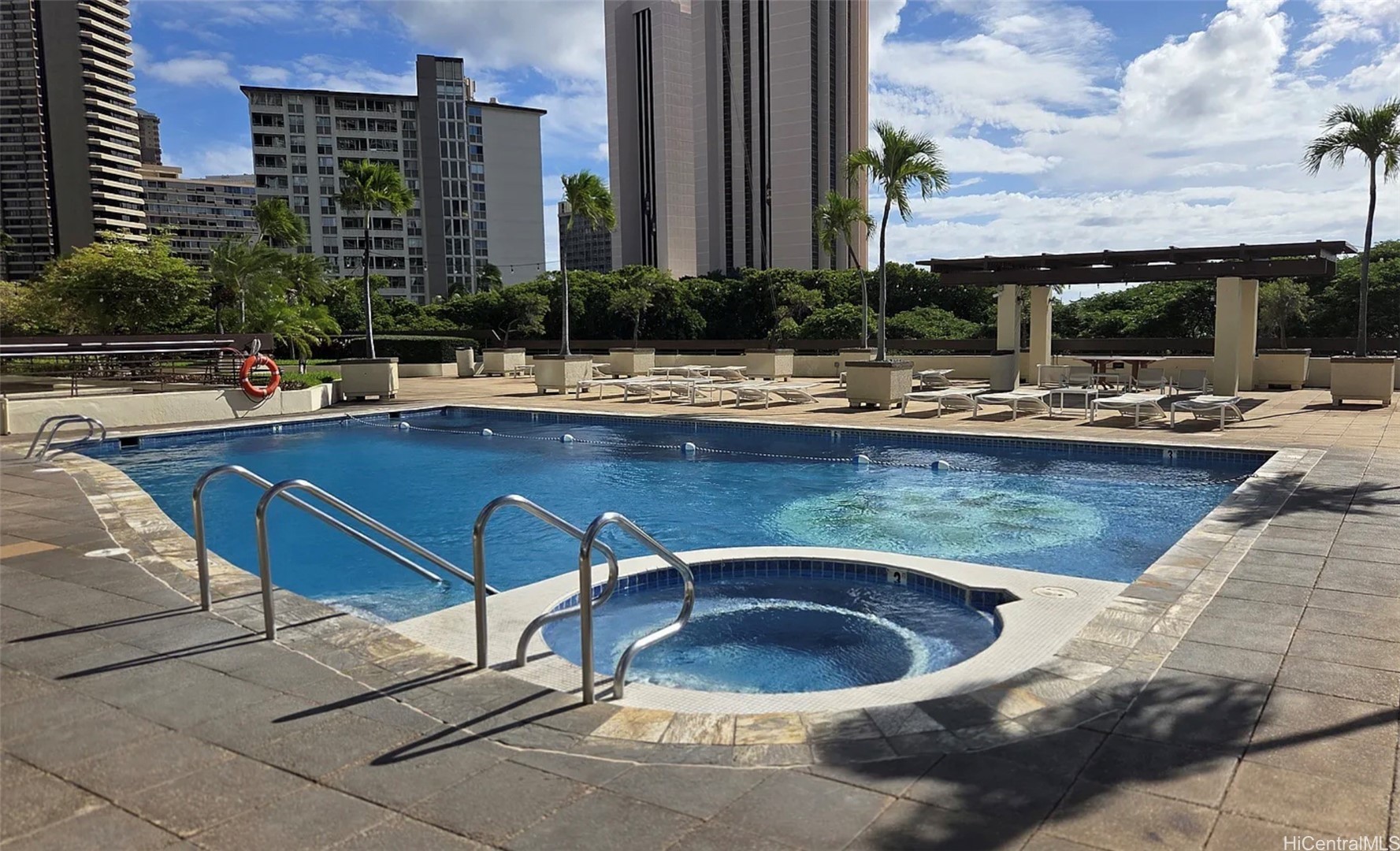 1650 Ala Moana Boulevard 2611