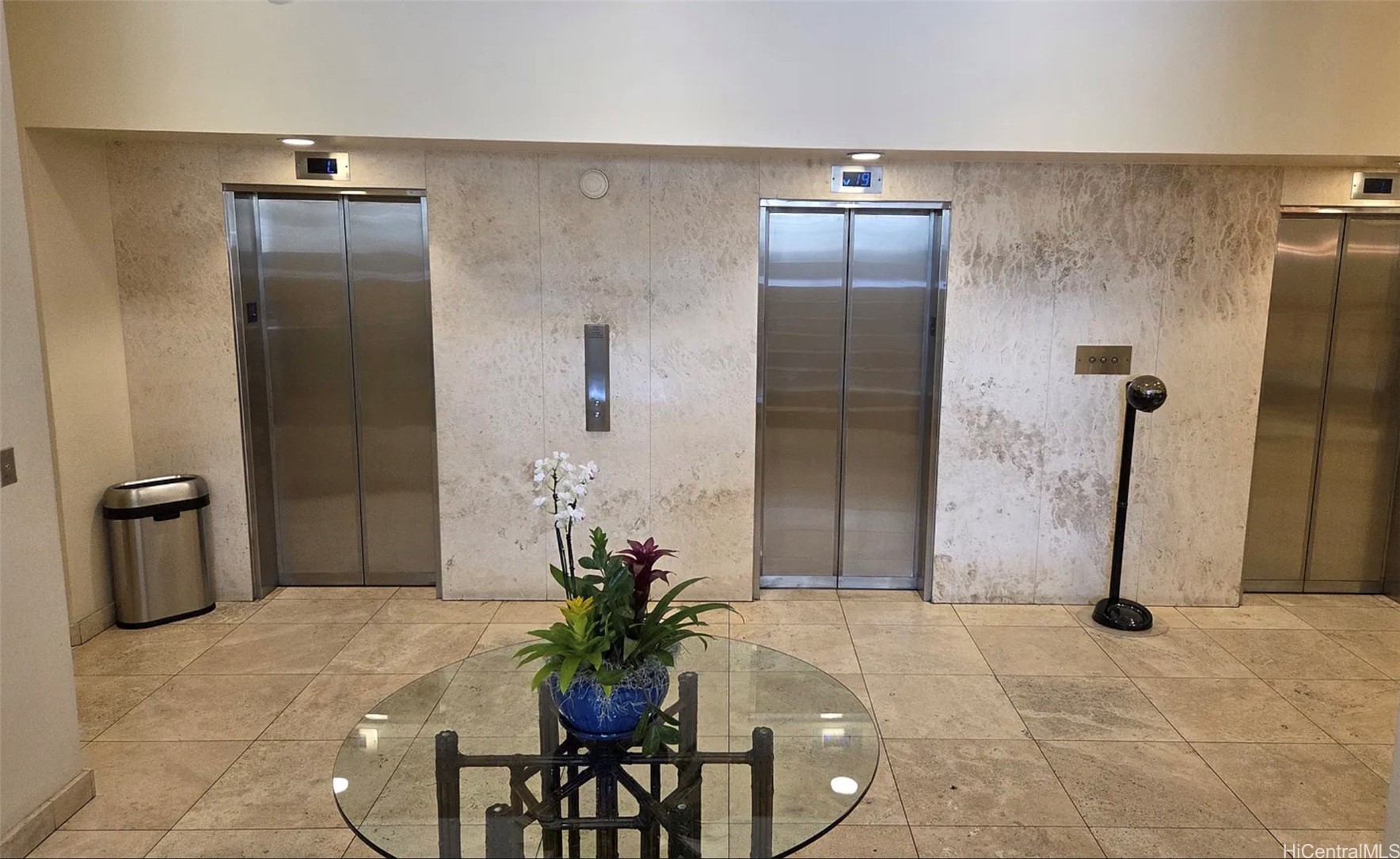 1650 Ala Moana Boulevard 2611