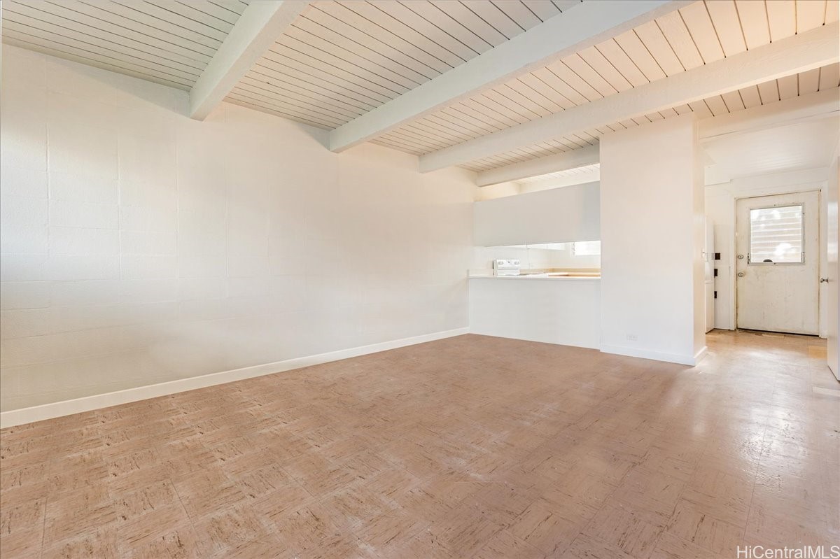 4906 Kilauea Avenue 2