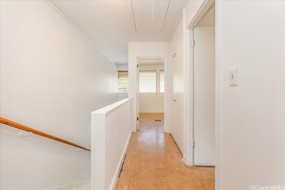 4906 Kilauea Avenue 2