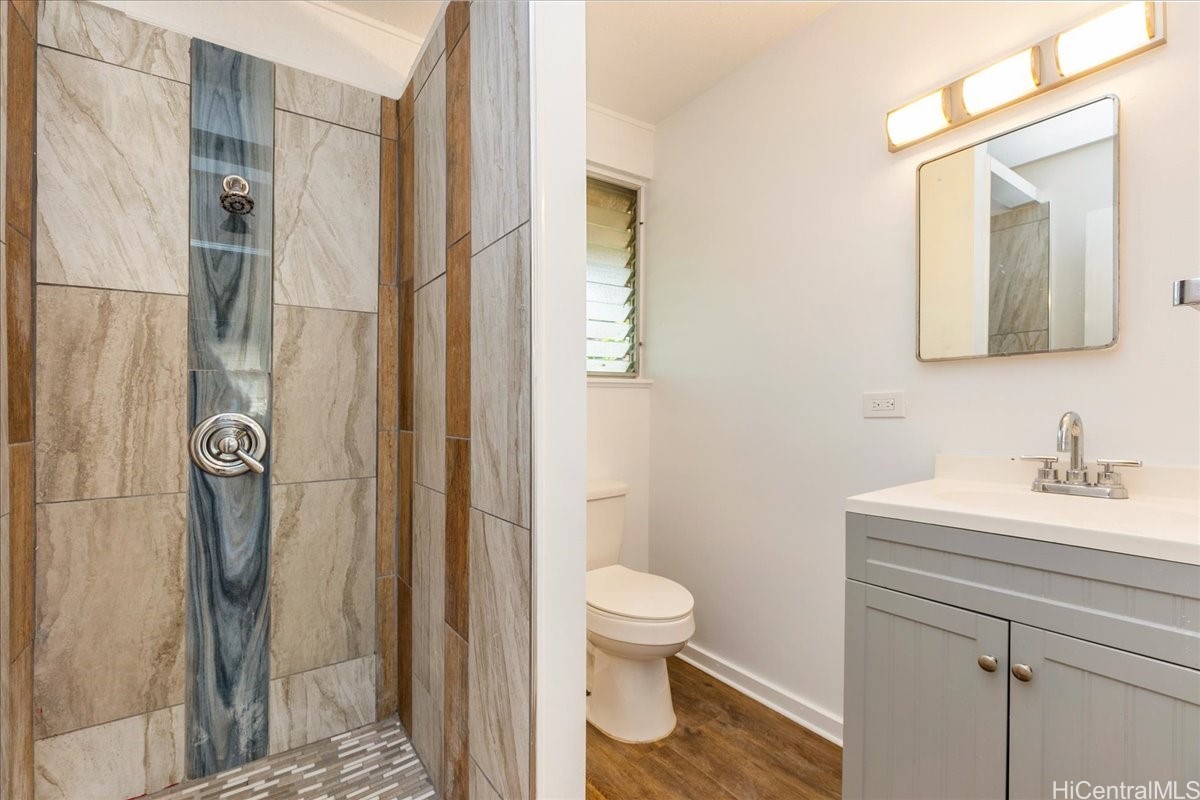 4906 Kilauea Avenue 2