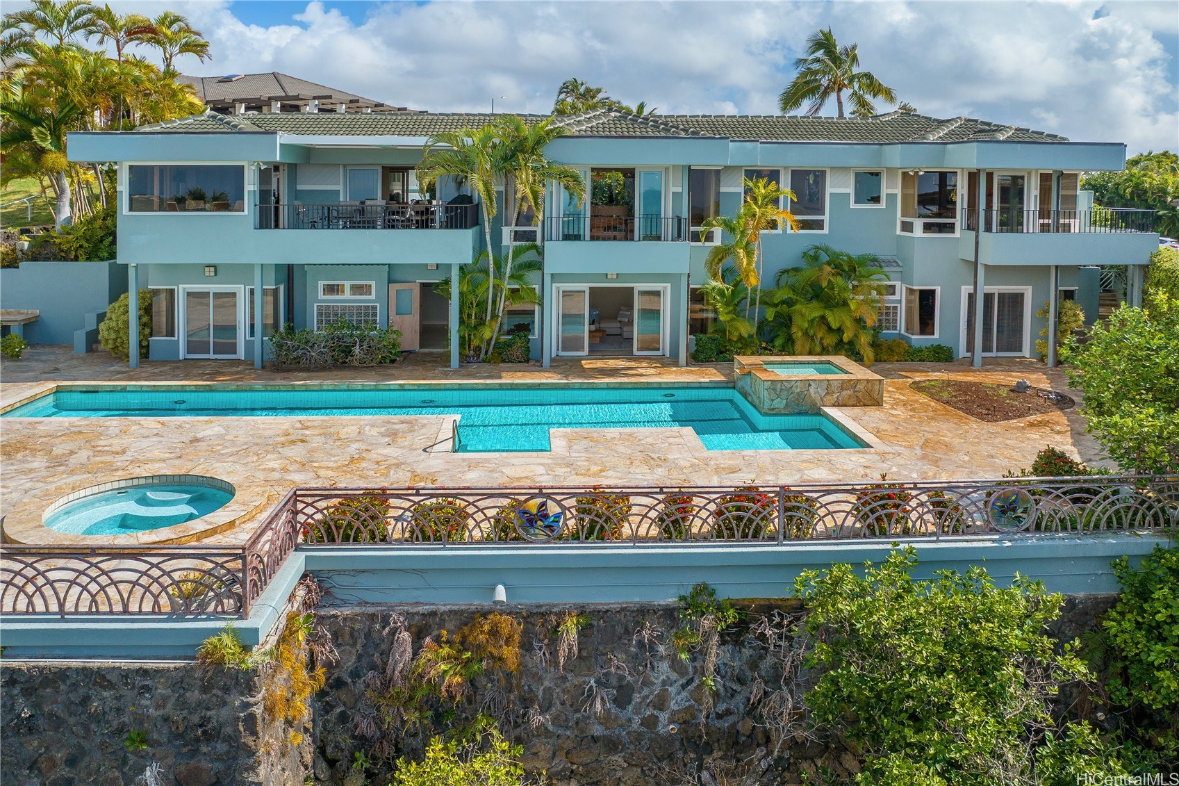 1980 Laukahi Street
