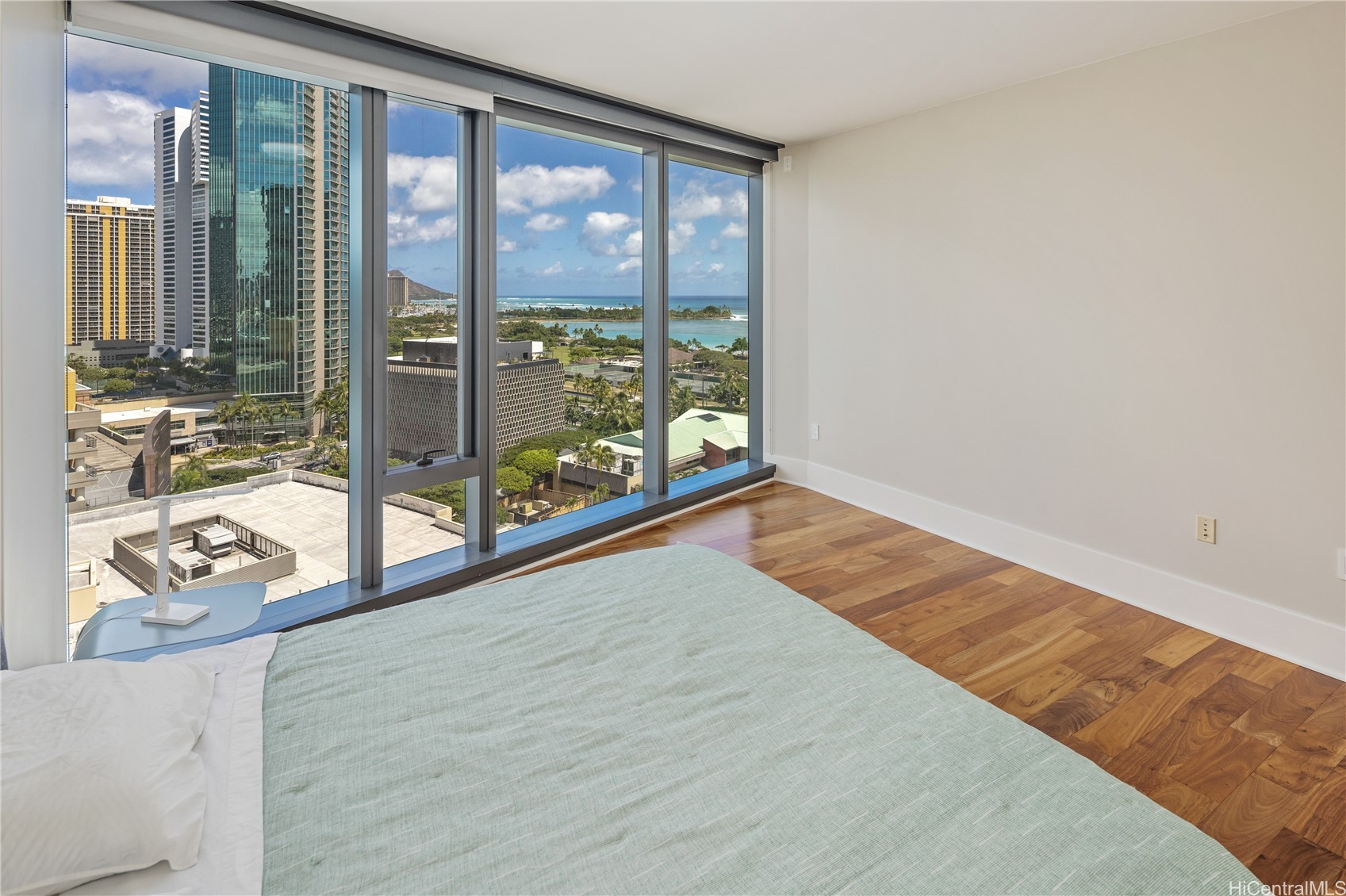 1108 Auahi Street 1202