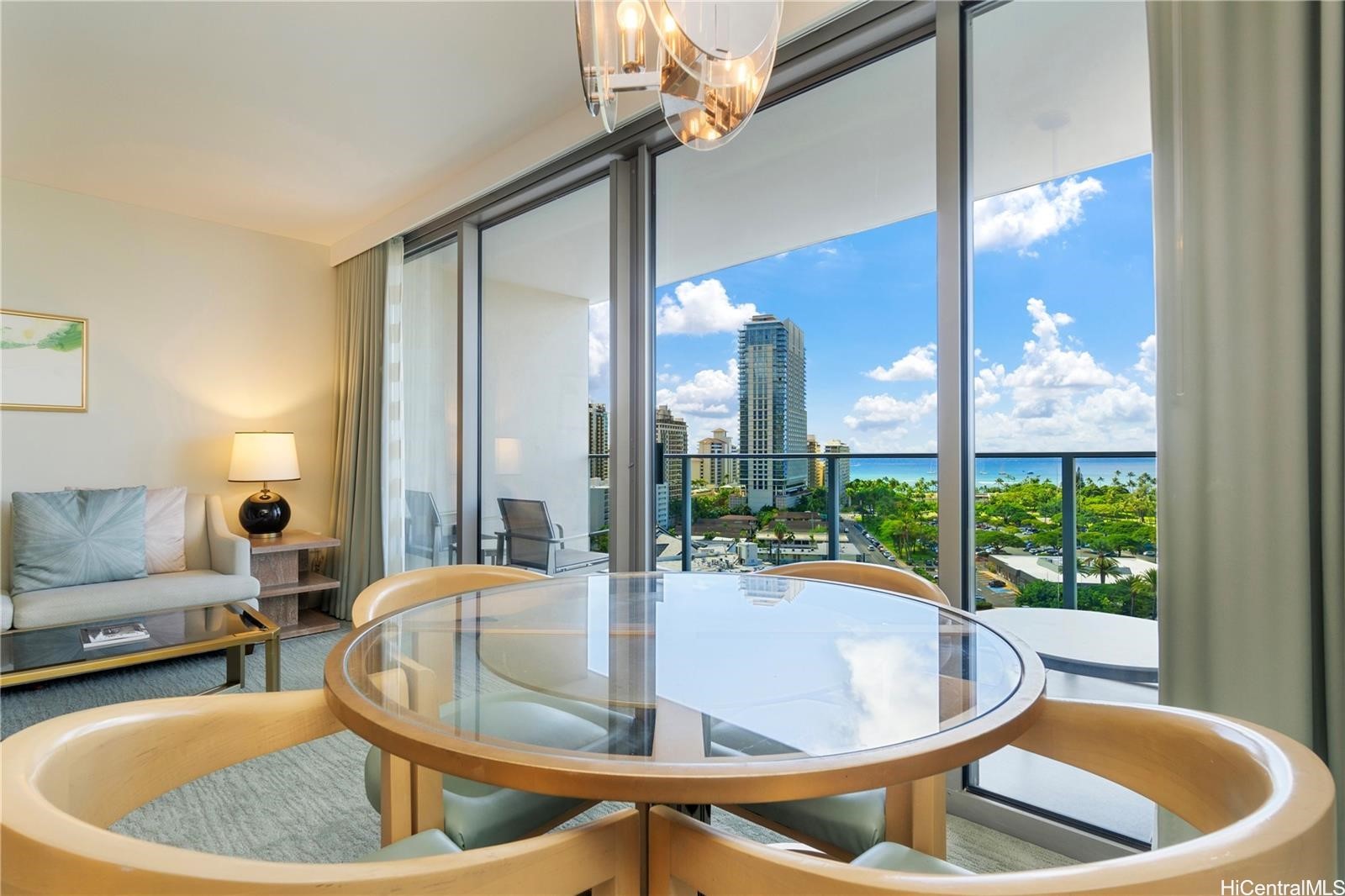 383 Kalaimoku Street 1405