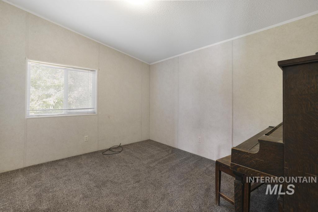 807 Union Avenue