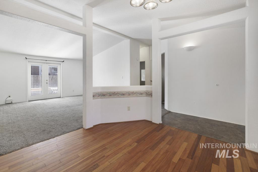 807 Union Avenue