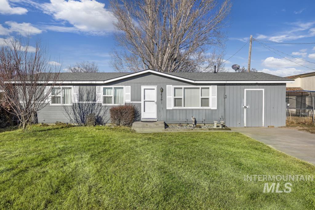 620 Orchard Ave