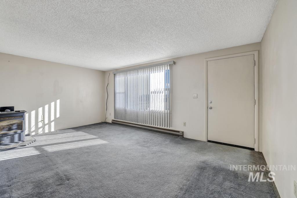 620 Orchard Ave