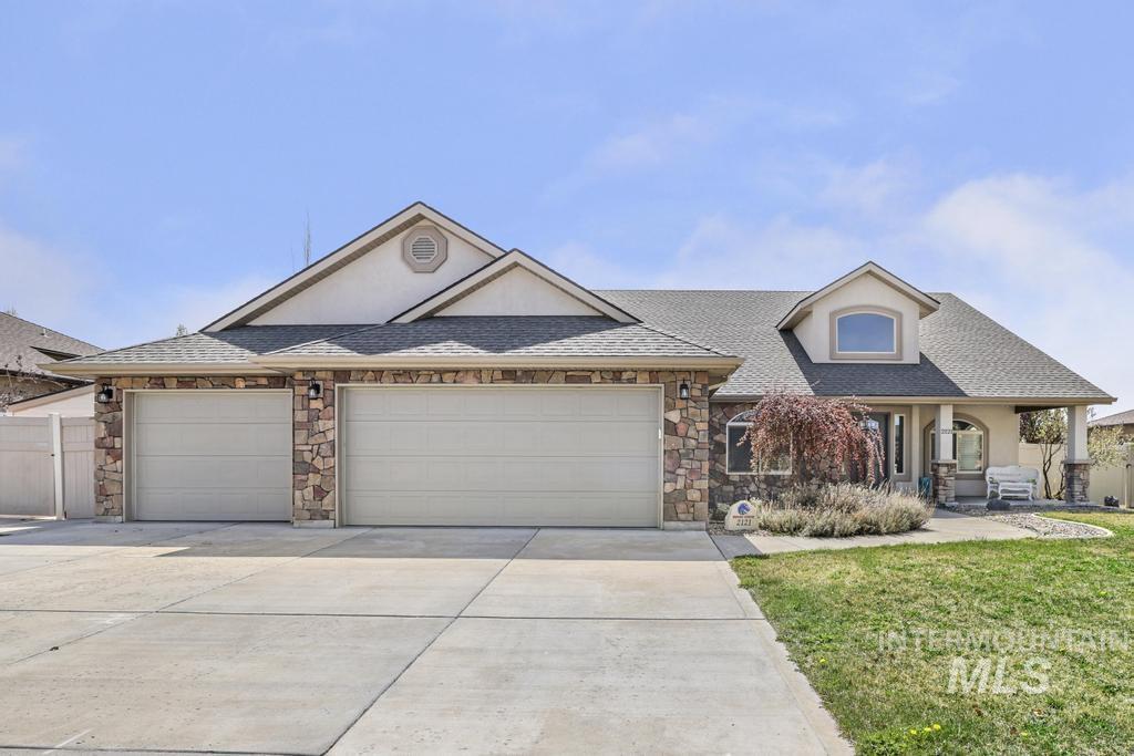 2121 Settlers Lane