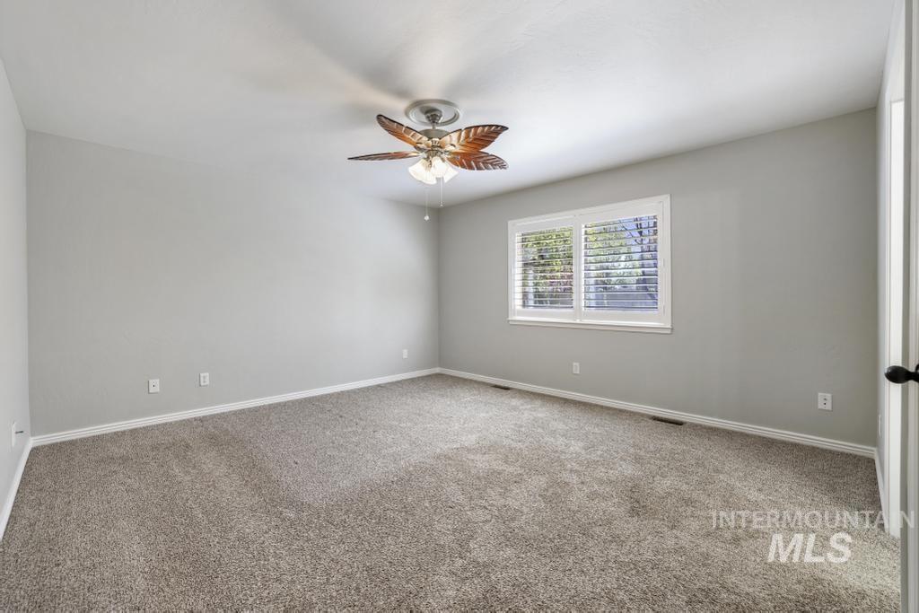 2121 Settlers Lane