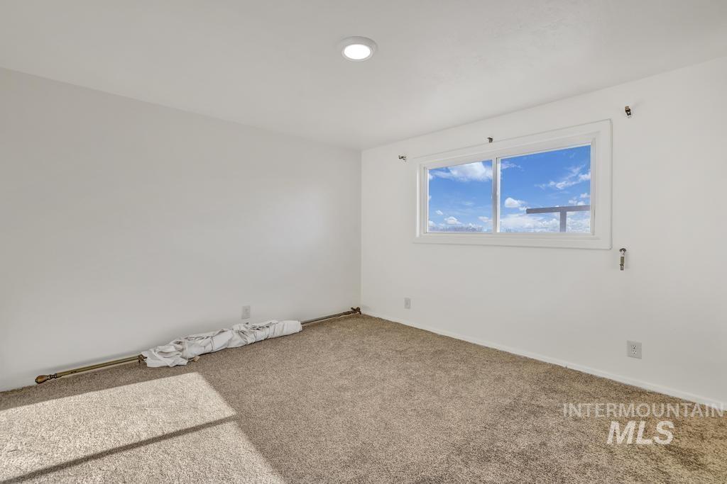 253 E Baseline Rd