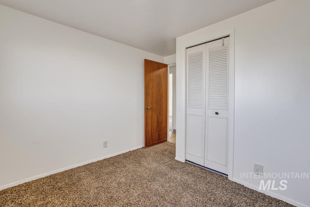 253 E Baseline Rd