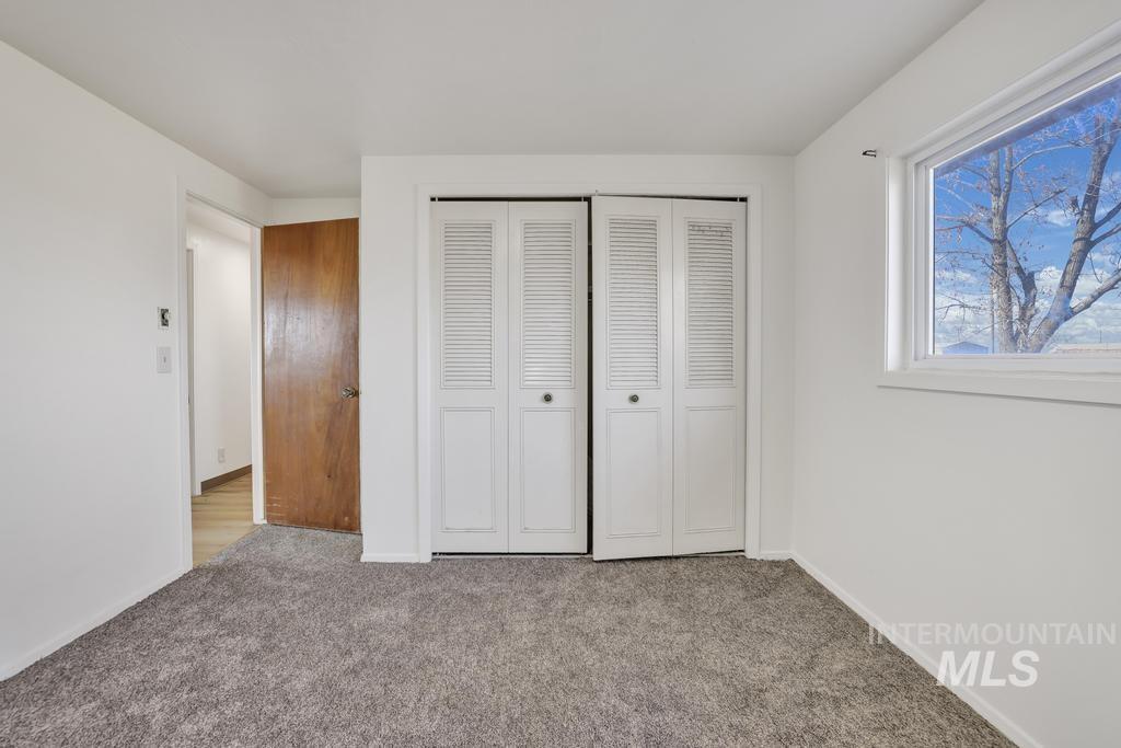 253 E Baseline Rd