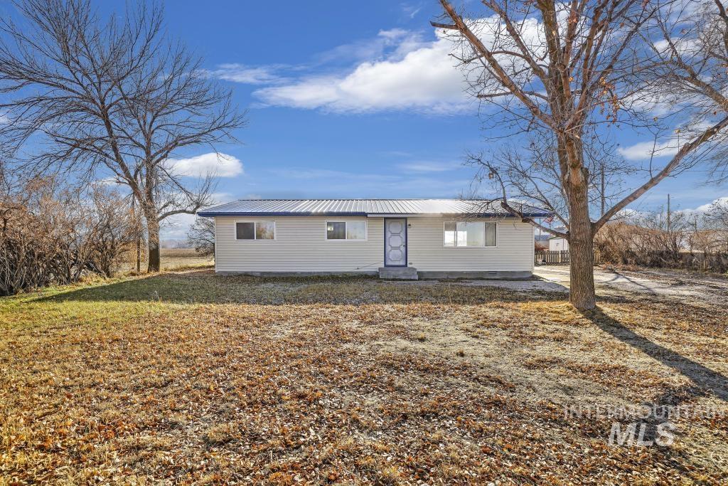 253 E Baseline Rd