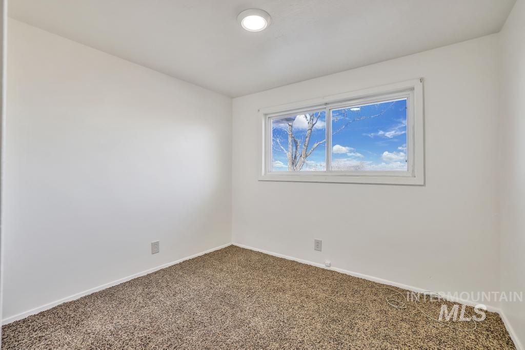 253 E Baseline Rd