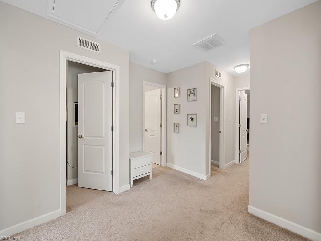 5804 Bernhowe Manor LN