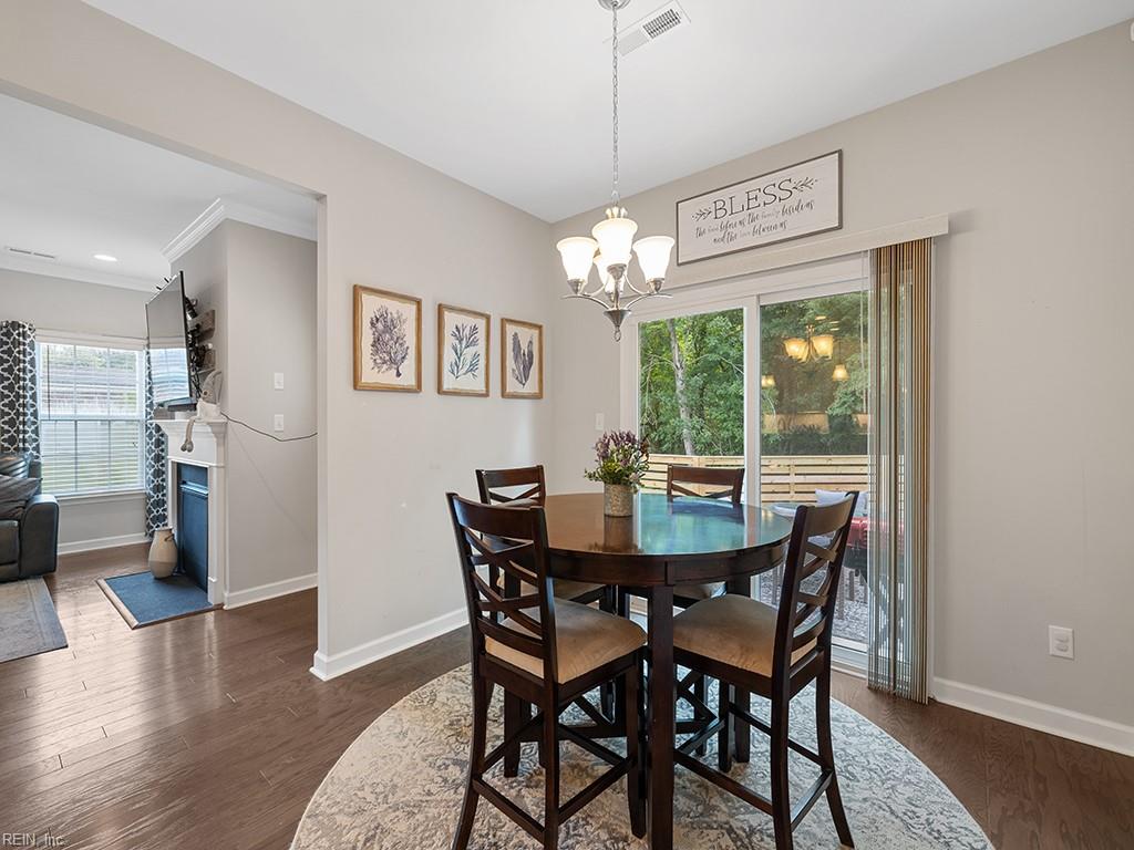 5804 Bernhowe Manor LN