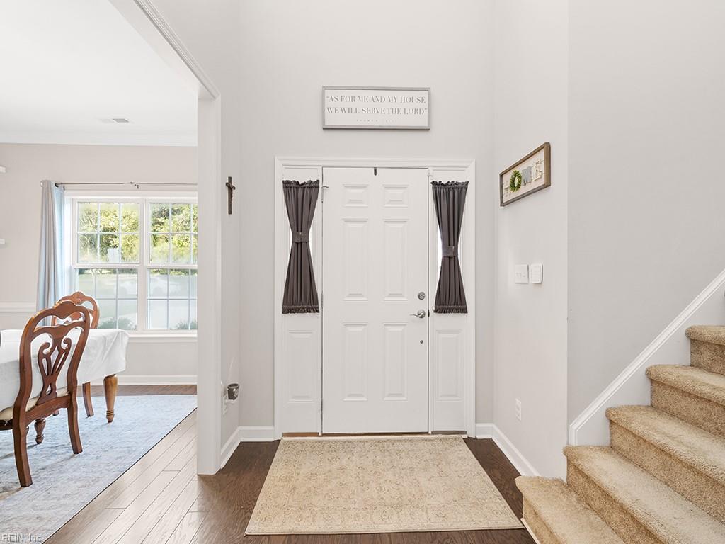 5804 Bernhowe Manor LN