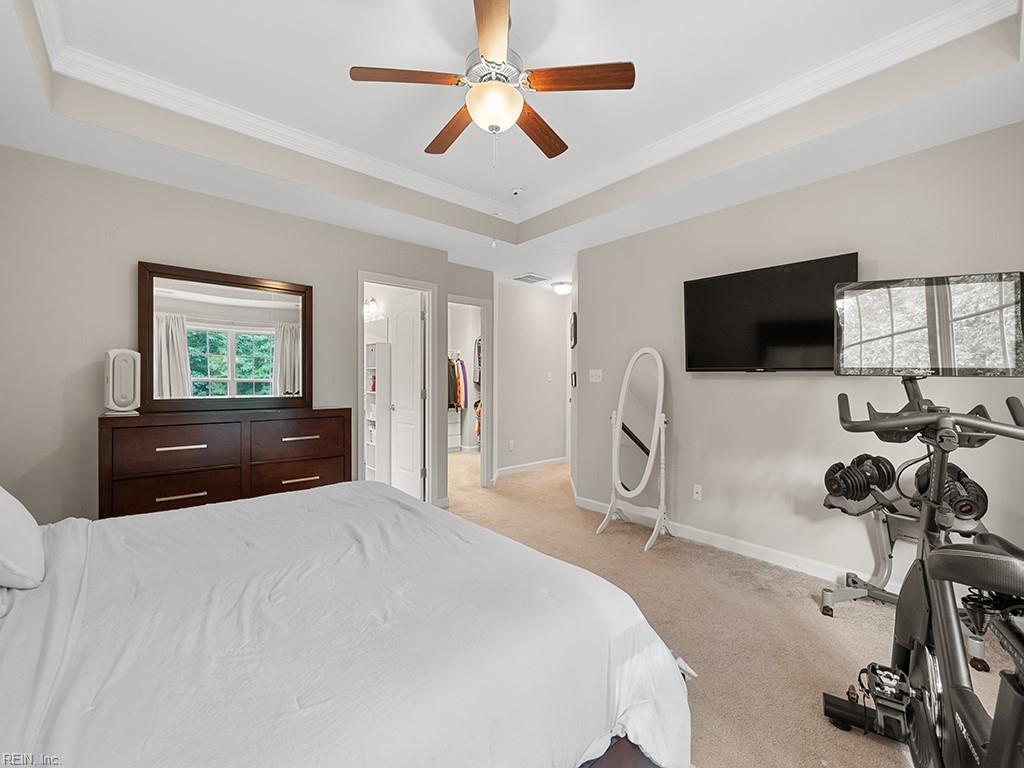 5804 Bernhowe Manor LN