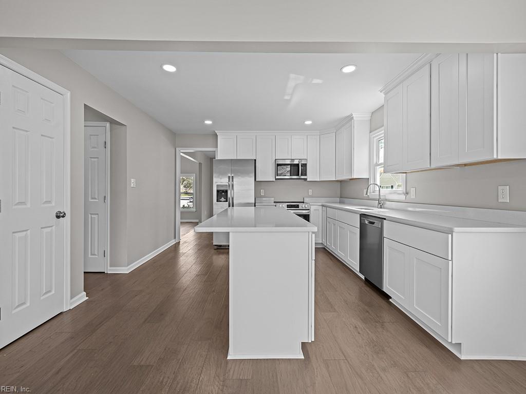 1300 Hunningdon Woods BLVD