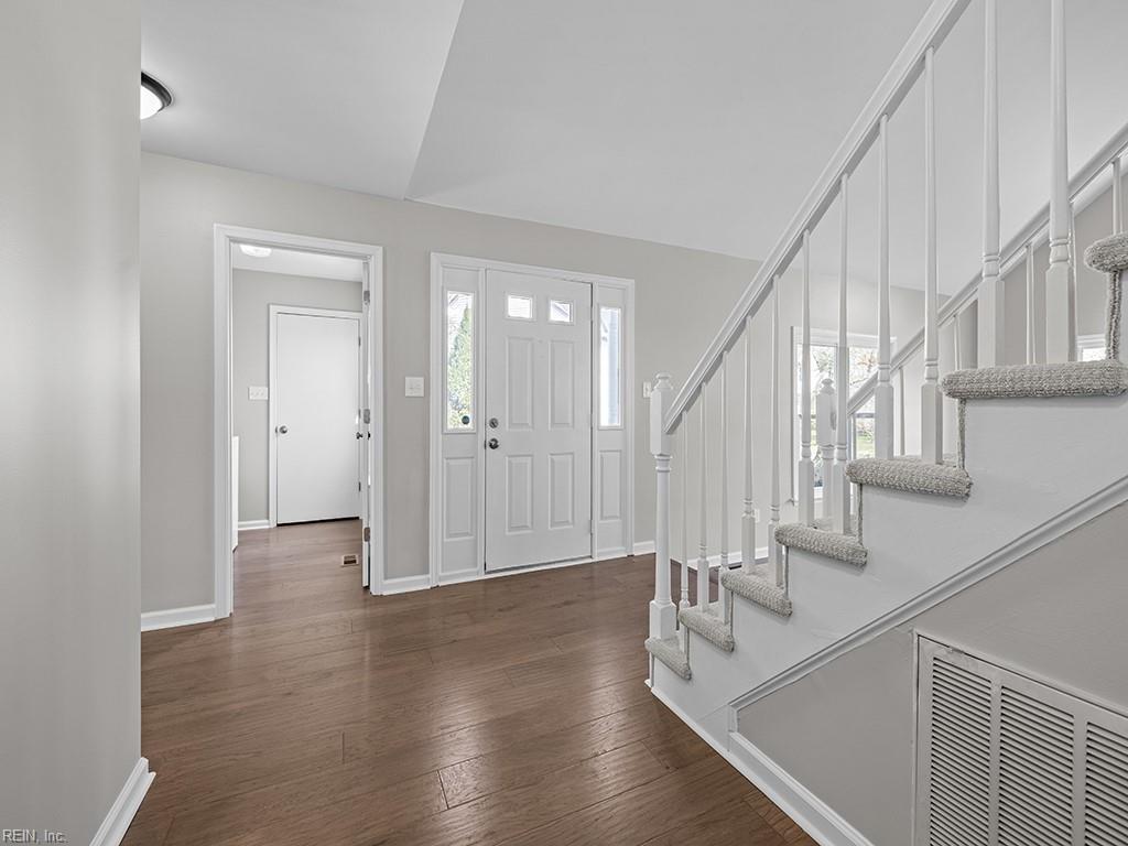 1300 Hunningdon Woods BLVD