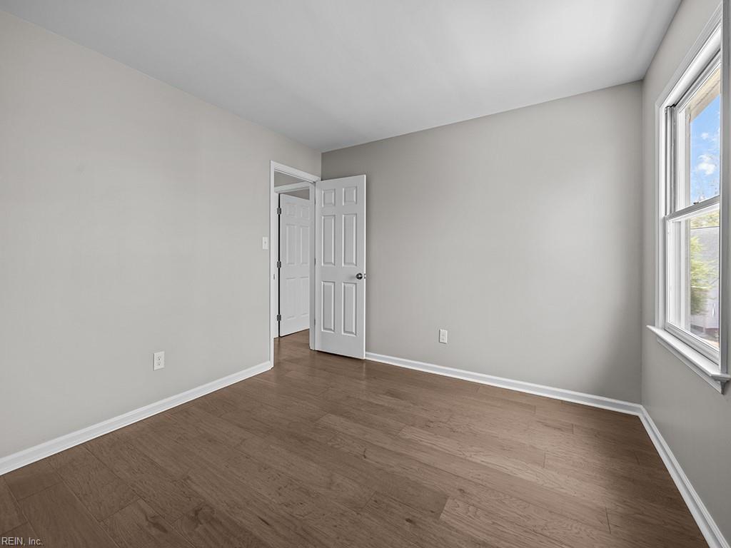 1300 Hunningdon Woods BLVD